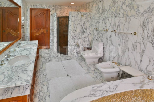 Imagen 22 de 24 de Residencia En Venta En Jardines Del Pedregal.
