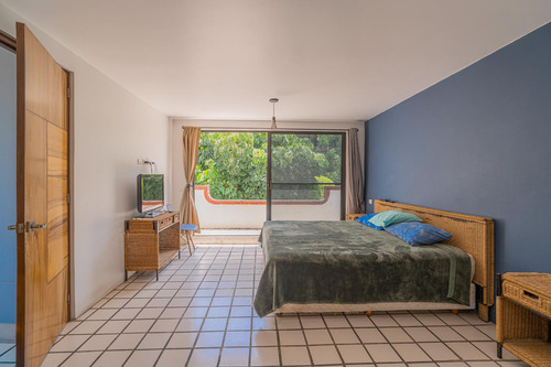 Casa En Venta En La Cañada Con Jardín Privado En Lomas De Atzingo Cuernavaca Morelos