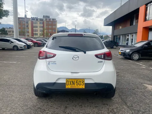 Mazda 2 1.5 Touring Mt