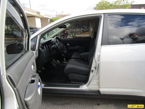 Nissan Tiida 1.8 Premium 5 P
