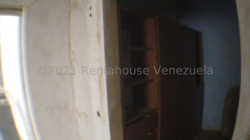 Imagen 16 de 30 de Local En Venta En El Centro De Barquisimeto Lara, Rent-a-house Centro Occidente Vende, 0-4-2-4-5-9-3-7-5-4-2 Código Flexmls: 22-5052