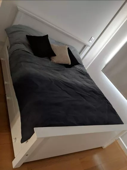 Cama Matrimonial Para Colchón De 1,80x2,00 Madera Laqueada