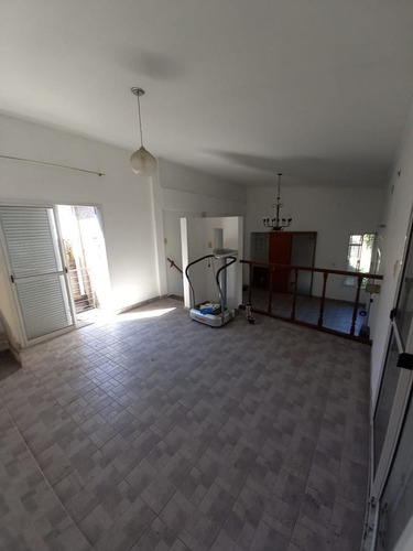 Imagen 13 de 18 de Casa Con Opción A Subdividirse En Dos Departamentos (zona Unl)