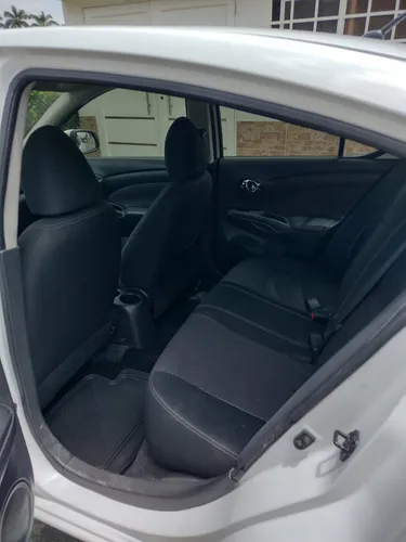 Nissan Versa 1.6 Advance