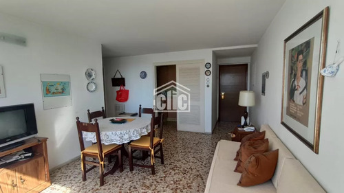 Apartamento En Plena Península- Punta Del Este Ref. 4435