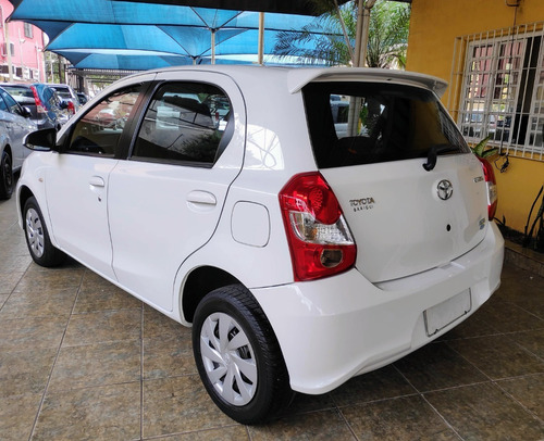 Imagem 10 de 15 de Toyota Etios Xs 1.5 Flex Completo