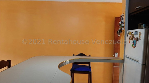 Imagen 21 de 28 de Freddy Camacaro Rentahouse, Apartamento En Venta En El Tulipan San Diego. 22-4125