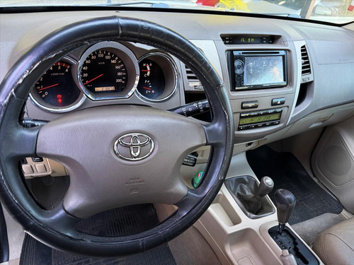 Toyota Hilux SW4 3.0 SRV 4X4 16V TURBO INTERCOOLER DIESEL 4P AUTOMÁTICO