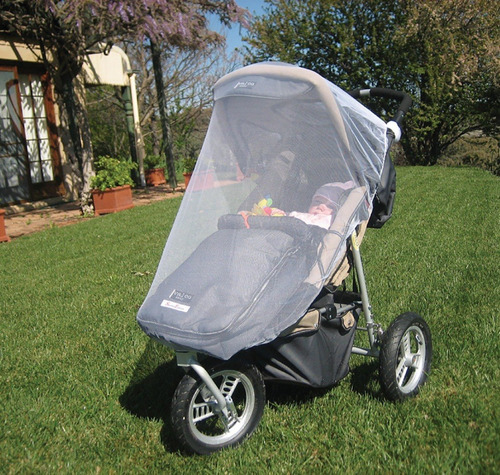 Malla Mosquitera Para Carriola O Corral Dreambaby Color Blanco