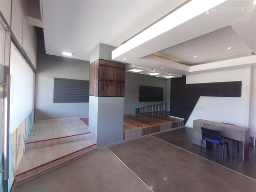 Arriendo Local Comercial En Stripcenter En Concón