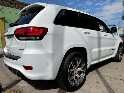 Jeep Grand Cherokee 6.4 Srt-8 At