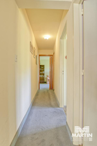 Departamento 3 Ambientes Al Frente Con Balcon Y Cochera