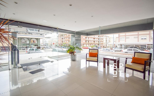 Imagen 16 de 17 de Muy Cómodo Apartamento En Península Punta Del Este.