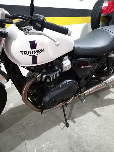 Triumph Street Twin 900cc