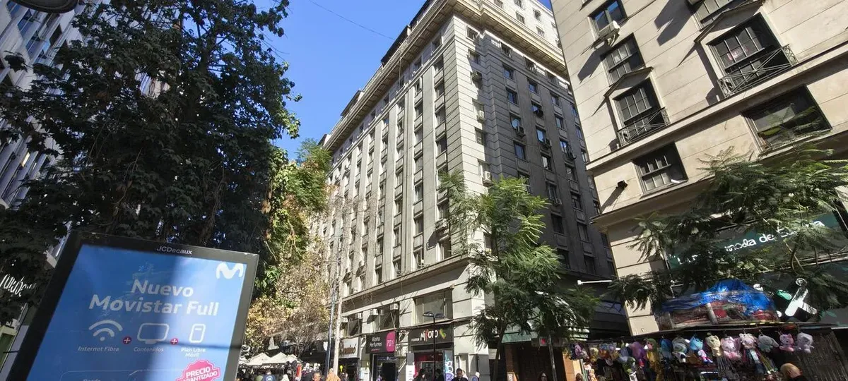 Imagen 2 de 15 de Venta Depto En El Corazon De Santiago! Bombero Ossa 1010