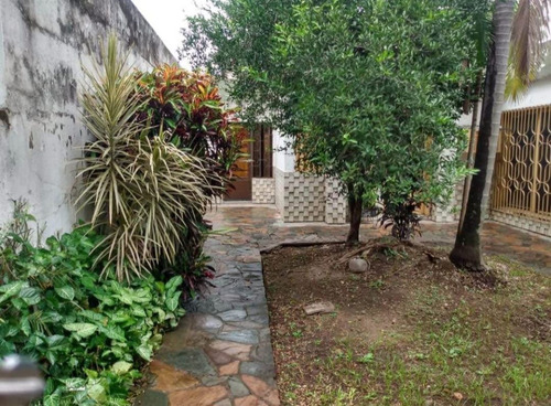 Casa En Venta En San Miguel De Tucumán