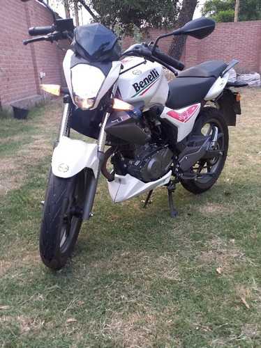 Imagen 1 de 9 de Benelli Tnt 15 Naked
