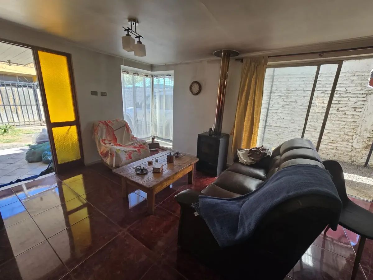 Imagen 3 de 5 de Se Arrienda Casa De Un Piso, Cercano A Colegio La Mision.