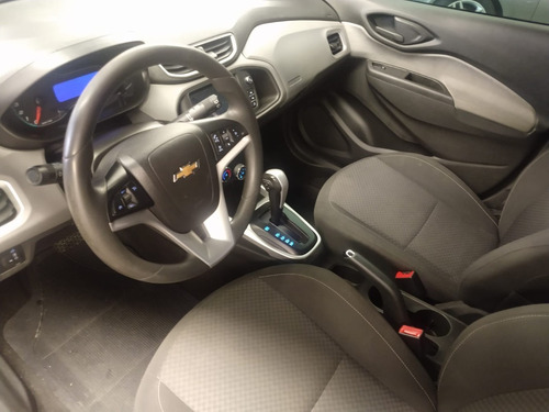 Onix Hatch Lt 1.4 Automatico Flex 8v 2018 Vermelho Un Dona !