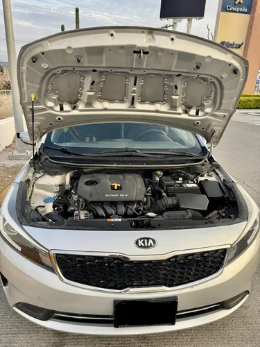 Kia Forte 2.0 L Mt