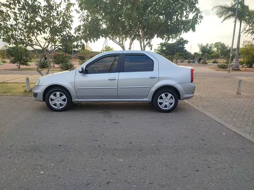 Renault Logan 1.6 Dynamique Fii