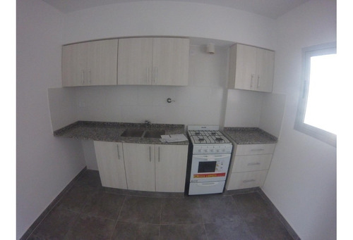 Imagen 11 de 12 de Venta De Departamento 2 Ambientes En Edificio Piamonte V