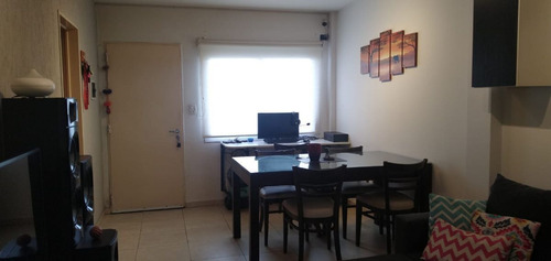 Venta De Departamento 2 Ambientes | Castelar