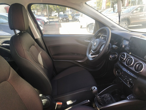 Fiat Cronos Precision 1.8 Serie 2021