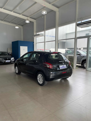 Imagen 8 de 20 de Peugeot 208 Allure 1.5 Nav 2017 Lesbleus