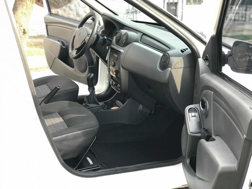 Renault Logan 2016 1.4 Entry Familier