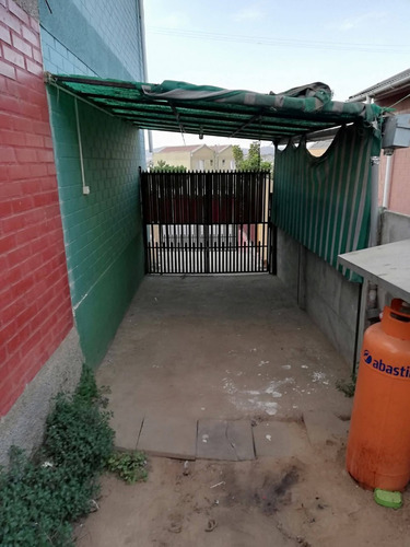Casa Esquina En Troncos Viejos 2d