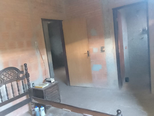 Barracão Comercial Com Casa Nos Fundos