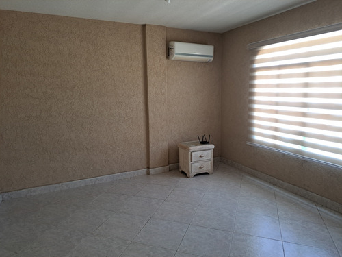 Venta Casa Bote A De 4 Hab , Complejo Turístico El Morro , Lechería Anzoategui