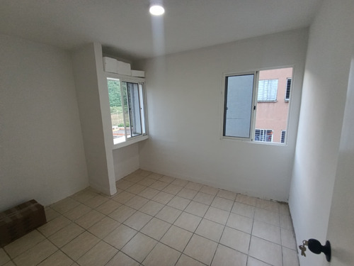 Apartamento En Montemayor, San Diego. (slilil-06)