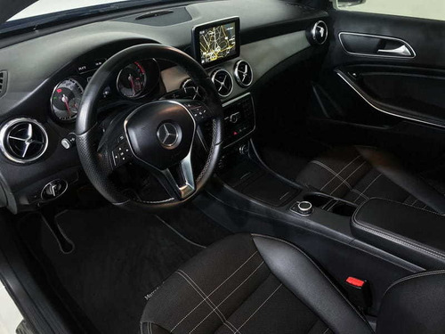 Imagem 9 de 9 de Mercedes-benz Gla 250 2.0 16v Turbo Vision 4p 2015
