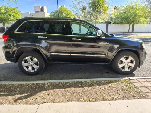 Jeep Grand Cherokee 5.7 Limited Premium V8 4x2 Mt