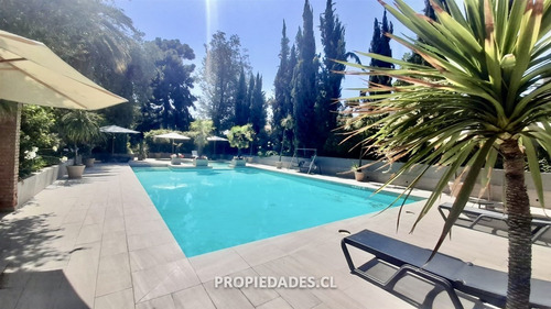 Departamento En Arriendo De 4 Dorm. En Las Condes