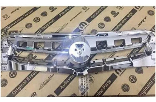 Moldura Frontal Porta Marca Cromada Original Fiat