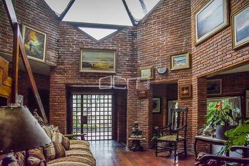 Casa En Zona De La Mansa, En Alquiler- Ref: 537