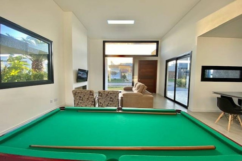 Imagem 7 de 19 de Casa À Venda Em Capão Da Canoa - Ca01172 - 68161655