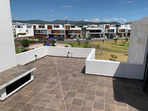 Imagen 14 de 26 de Se Renta Casa En La Condesa Juriquilla, 3 Recamaras, Roof Ga