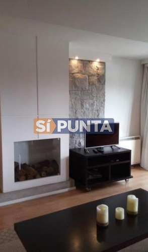 Imagen 2 de 7 de Apartamento En Alquiler Anual Y Venta