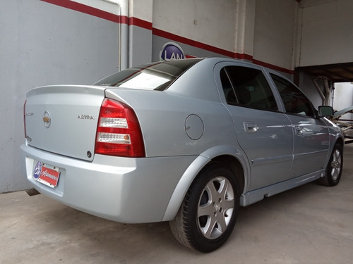 Imagen 7 de 13 de Chevrolet Astra 2.0 Gl 2009