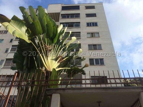 Apartamento En Venta En Urb. San Luis, Caracas. 24-22100 Yf