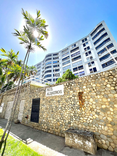 Se Vende Apartamento En Caribe/ Caraballeda Oportunidad!!