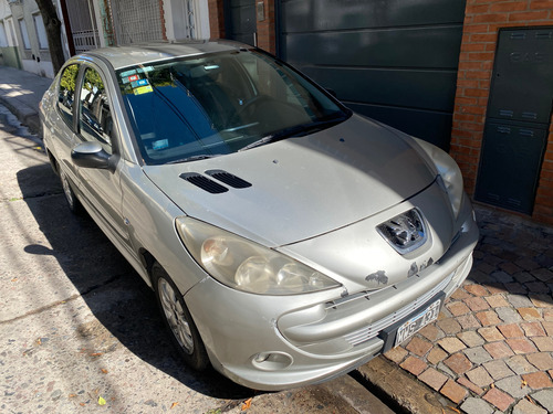 Peugeot 207 1.4 Sedan Allure 75cv