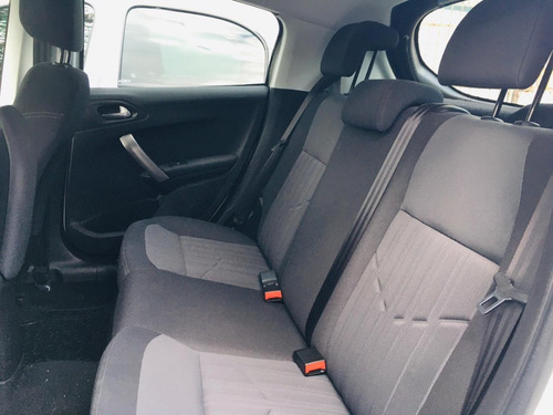 Imagem 6 de 12 de Peugeot 208 Griffe 1.6 Flex 16v 5p Aut.