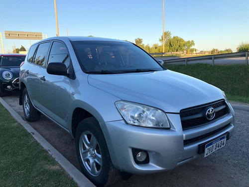 Toyota Rav4 2.4 4x2 At 2010