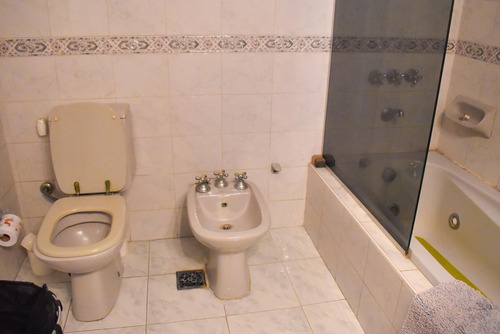 Imagen 22 de 26 de Hermosa Casa En Venta, Parque Chacabuco, Barrio Caferata 6 Ambientes