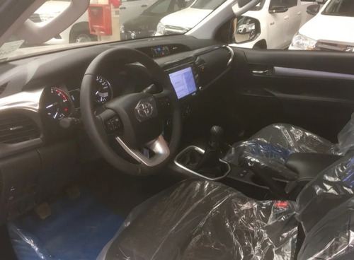 Toyota Hilux 2021 2.8 Cd Srv 177cv 4x4